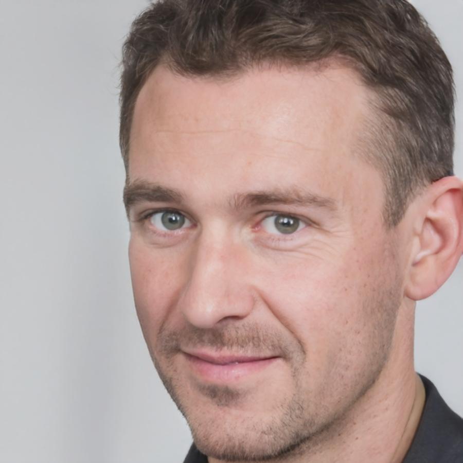 Portrait de Marc Dubois, Directeur Pédagogique